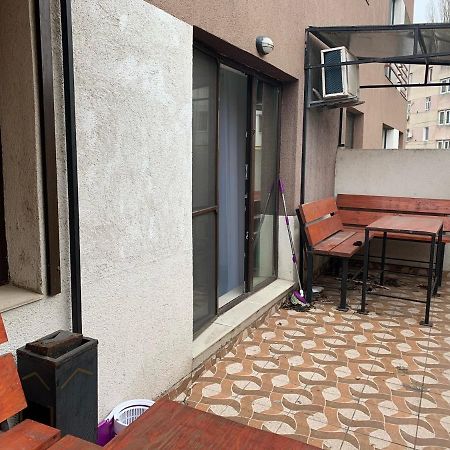 Ferdinand Apartment Constanţa Exteriör bild