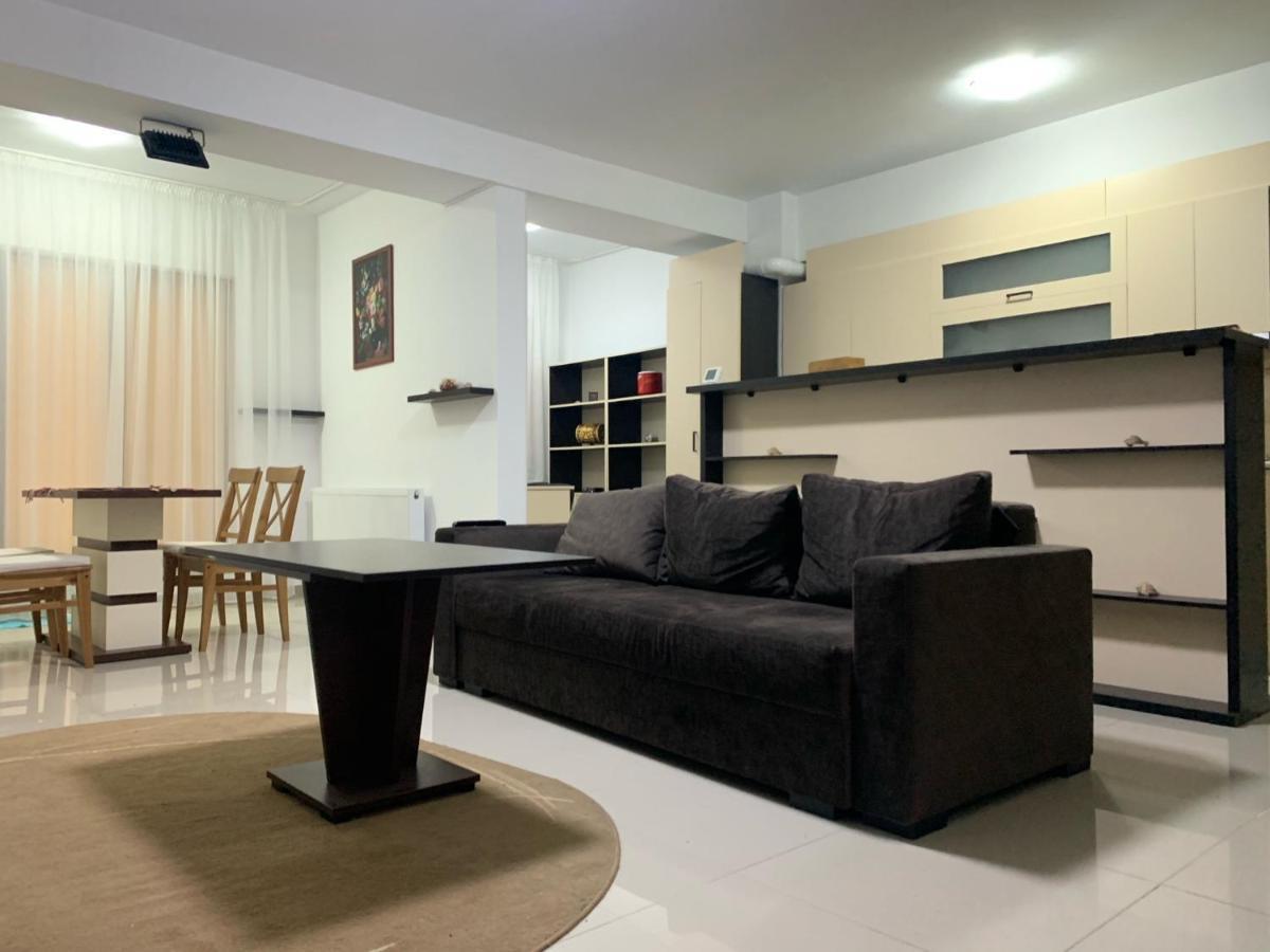Ferdinand Apartment Constanţa Exteriör bild